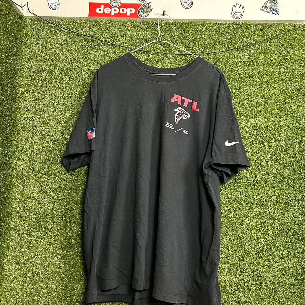 Nike Men's Black T-shirt